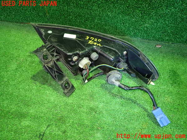 1UPJ-9237201530]シビック タイプR ユーロ(FN2)右テールランプ 中古_4