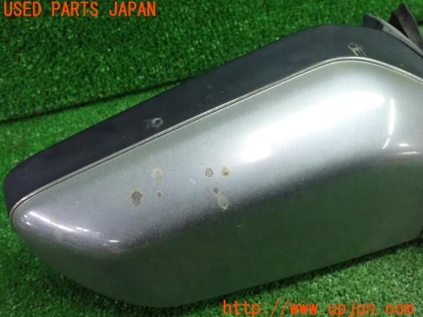 3UPJ=9237210036]セドリック ワゴン V20E SGLリミテッド(WY30)後期 純正 ドアミラー 5ピン メッキ 中古_4