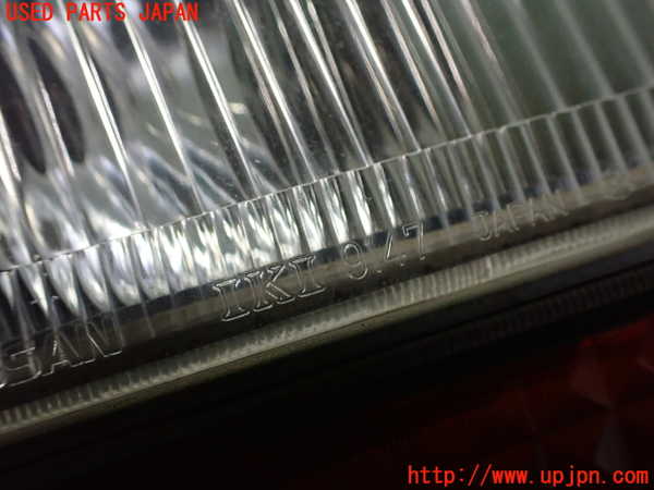 2UPJ-9237211150]セドリック ワゴン(WY30)右コーナーランプ 中古_3