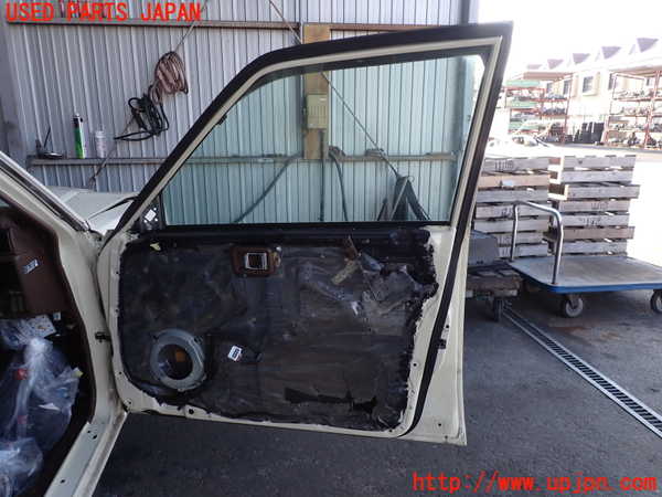 2UPJ-9237211230]セドリック ワゴン(WY30)右前ドア (43R-00034) 中古_4