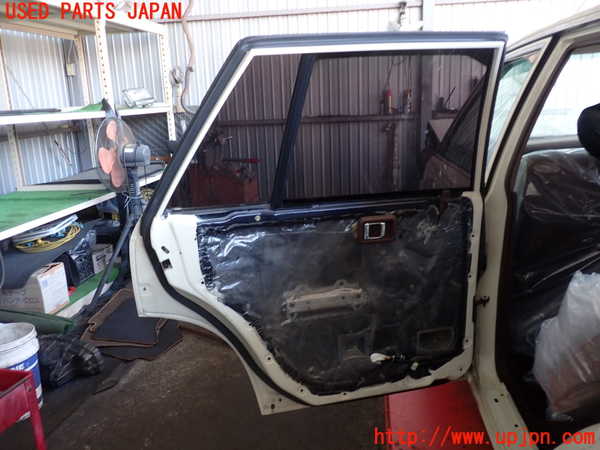 2UPJ-9237211320]セドリック ワゴン(WY30)左後ドア (43R-00150) 中古_4