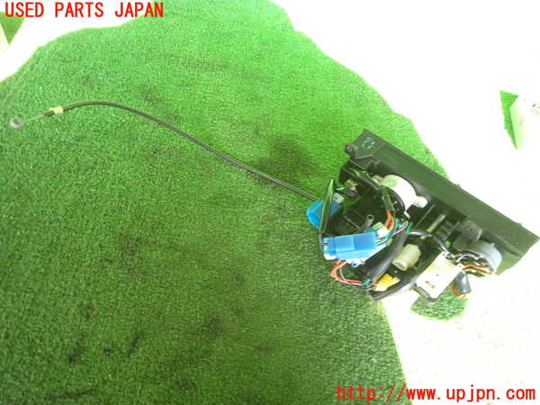 2UPJ-9237216066]セドリック ワゴン(WY30)エアコンスイッチ1 中古_3