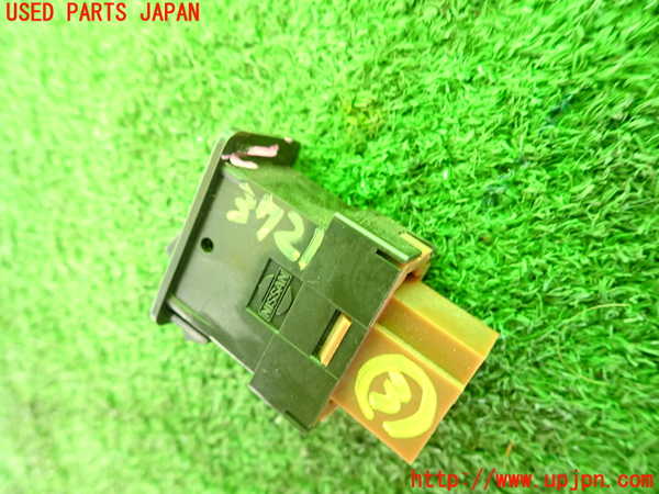 2UPJ-9237216308]セドリック ワゴン(WY30)スイッチ3 中古_3