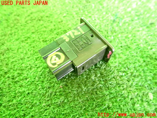 2UPJ-9237216309]セドリック ワゴン(WY30)スイッチ4 (アンテナ) 中古_2