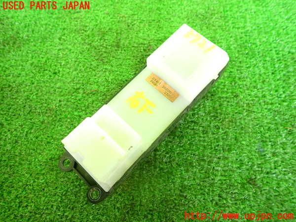 2UPJ-9237216240]セドリック ワゴン(WY30)右前パワーウィンドウスイッチ 中古_2