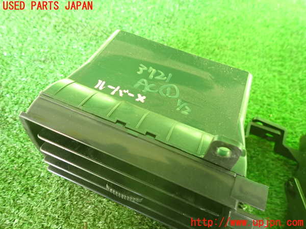 2UPJ-9237217526]セドリック ワゴン(WY30)エアコン吹き出し口1 (真中) (ジャンク品) 中古_3