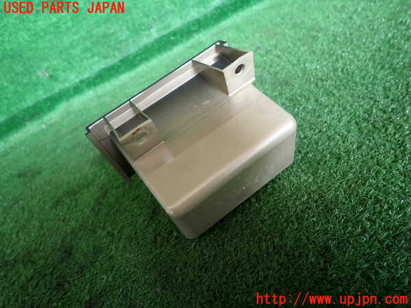 2UPJ-9237217842]セドリック ワゴン(WY30)小物入れ2 中古_3