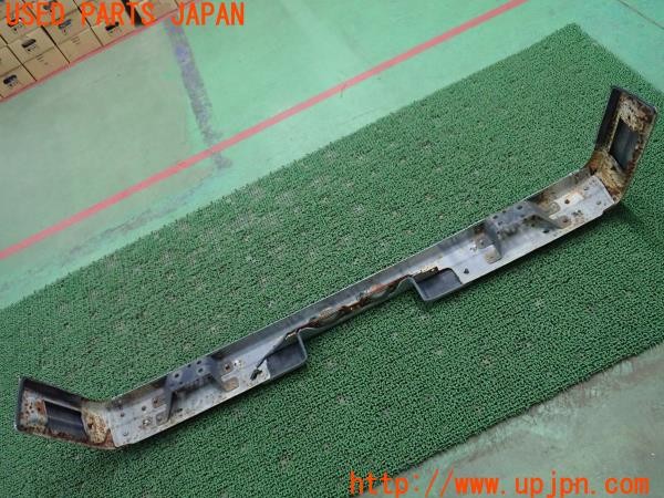 3UPJ=9237220058]グロリア ワゴン(WY30)後期 純正 リアバンパー 旧車 中古_4