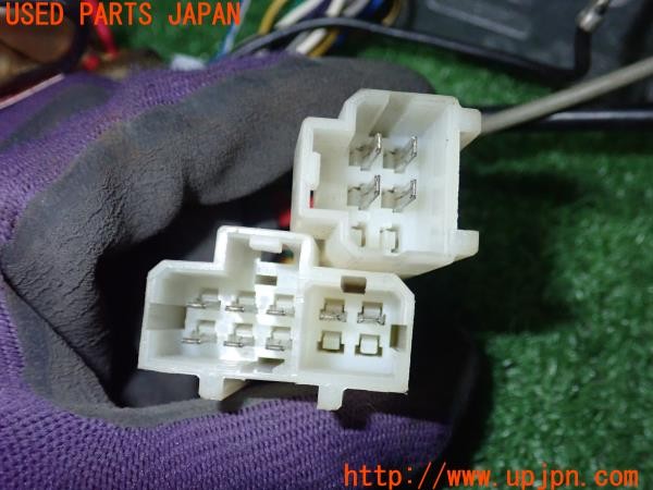 3UPJ=9237220512]グロリア ワゴン(WY30)後期 carrozzeria カロッツェリア DEH-4200 CDプレーヤー ジャンク_3
