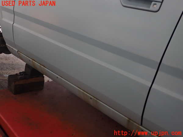 2UPJ-9237221260]グロリア ワゴン(WY30)左前ドア (ジャンク品) 中古(43R-00034 M214)_3