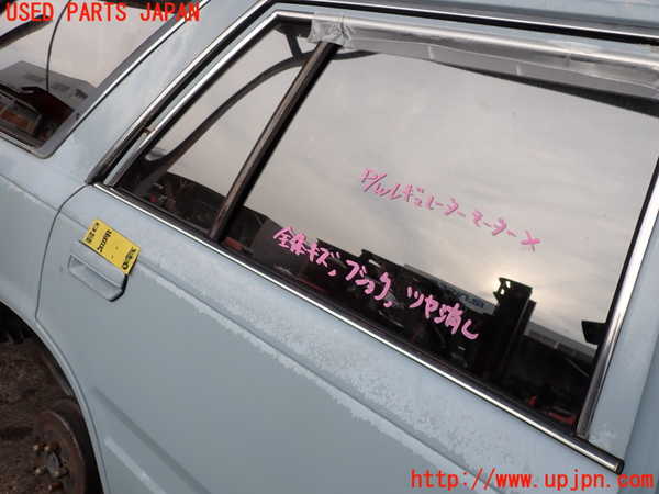 2UPJ-9237221290]グロリア ワゴン(WY30)右後ドア (ジャンク品) 中古_2