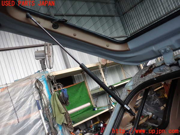 2UPJ-9237221584]グロリア ワゴン(WY30)リアゲートダンパー 中古_2