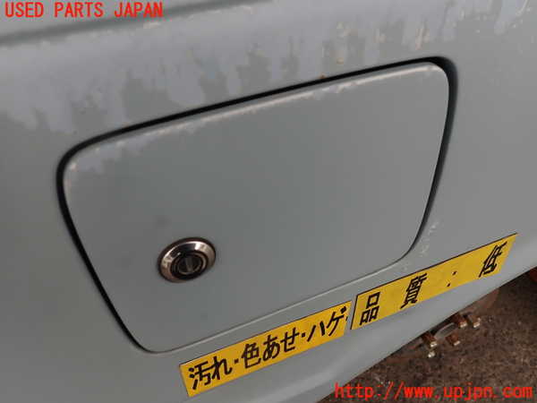 2UPJ-9237221690]グロリア ワゴン(WY30)フューエルリッド (ジャンク品) 中古_2