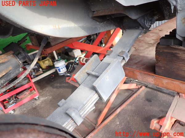 2UPJ-9237225100]グロリア ワゴン(WY30)右リアスプリング 中古_3
