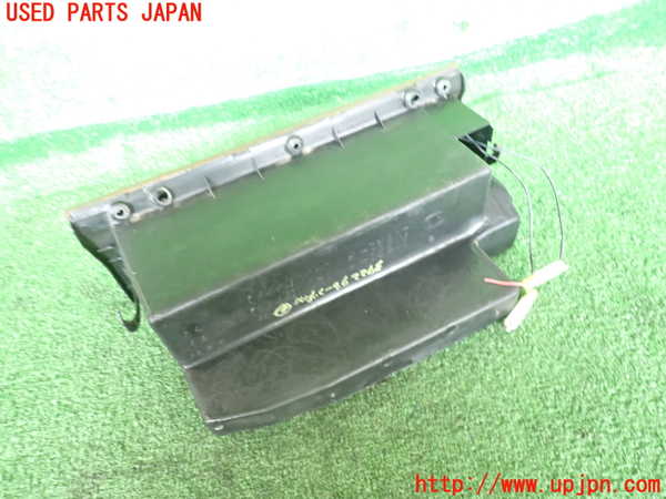 2UPJ-9237227516]グロリア ワゴン(WY30)グローブボックス1 中古_3