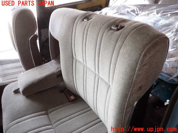 2UPJ-9237227065]グロリア ワゴン(WY30)助手席シート 中古_2