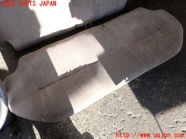 2UPJ-9237227125]グロリア ワゴン(WY30)2列目シート 中古_3