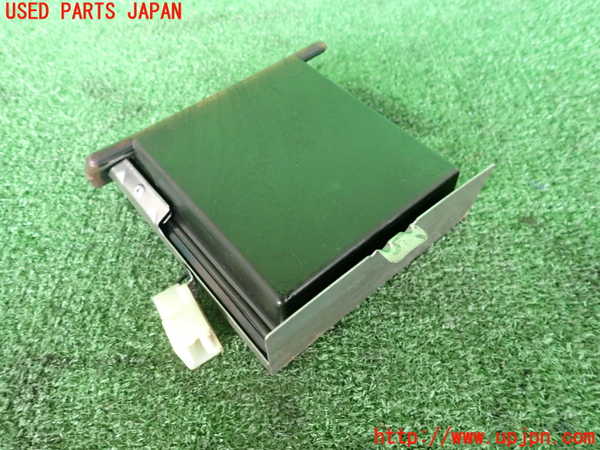 2UPJ-9237227821]グロリア ワゴン(WY30)灰皿1 中古_3