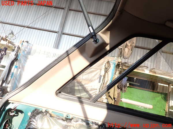 2UPJ-9237227680]グロリア ワゴン(WY30)左リアピラートリム 中古_3