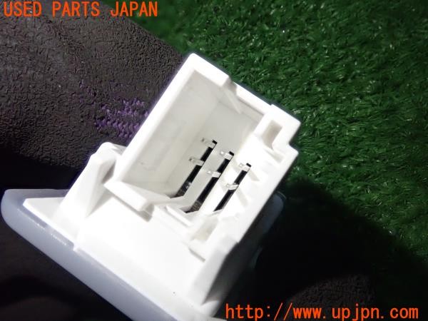 3UPJ=9237230512]BMW ミニ(MINI)クーパーD(XN15 F56)純正 9263453-02 フットライト 足元灯 LED 中古_3