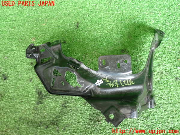 2UPJ-9237231142]BMW ミニ(MINI)クーパーD(XN15)左ヘッドライトリム 中古 (F56)_2