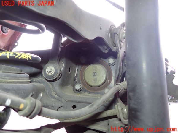2UPJ-9237234300]BMW ミニ(MINI)クーパーD(XN15)右リアナックルハブ 中古 (F56)_2