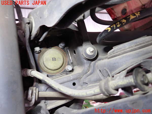 2UPJ-9237234305]BMW ミニ(MINI)クーパーD(XN15)左リアナックルハブ 中古 (F56)_2