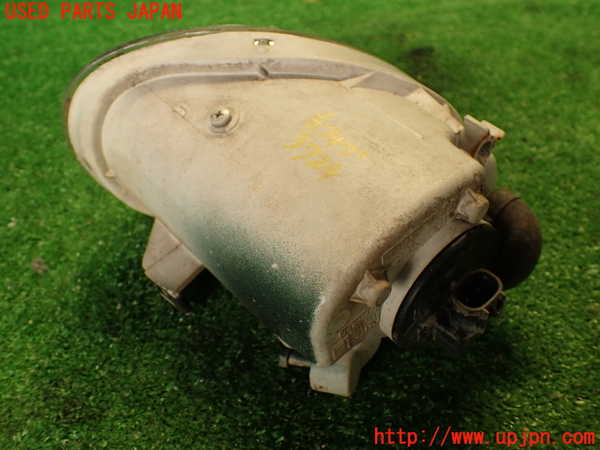 2UPJ-9237241182]ソアラ(JZZ31)左フォグ 中古_2