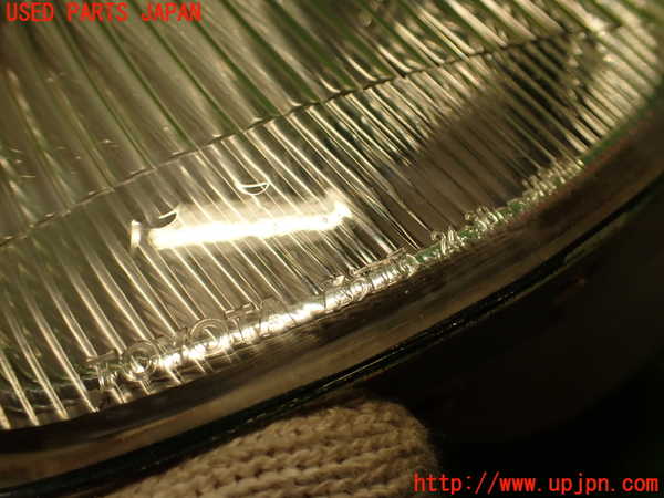 2UPJ-9237241182]ソアラ(JZZ31)左フォグ 中古_4