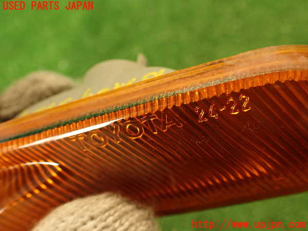 2UPJ-9237241160]ソアラ(JZZ31)右ウィンカーレンズ 中古_3