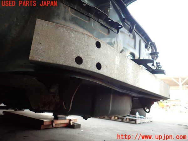 2UPJ-9237241614]ソアラ(JZZ31)リアバンパーホースメント 中古_2