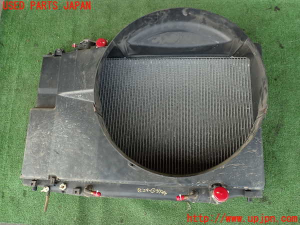 2UPJ-9237242321]ソアラ(JZZ31)ラジエーター1 中古_3