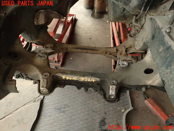 2UPJ-9237245285]ソアラ(JZZ31)フロントメンバー 中古_4