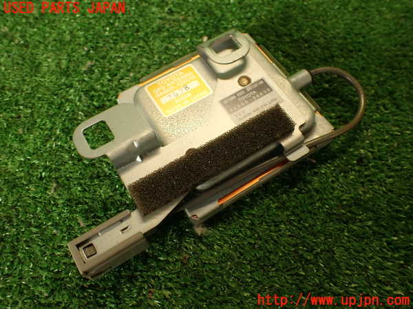 2UPJ-9237246550]ソアラ(JZZ31)アンテナ 中古_2