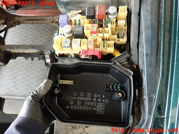 2UPJ-9237246741]ソアラ(JZZ31)ヒューズボックス1 中古_3