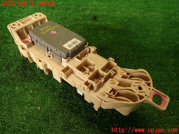 2UPJ-9237246742]ソアラ(JZZ31)ヒューズボックス2 中古_2