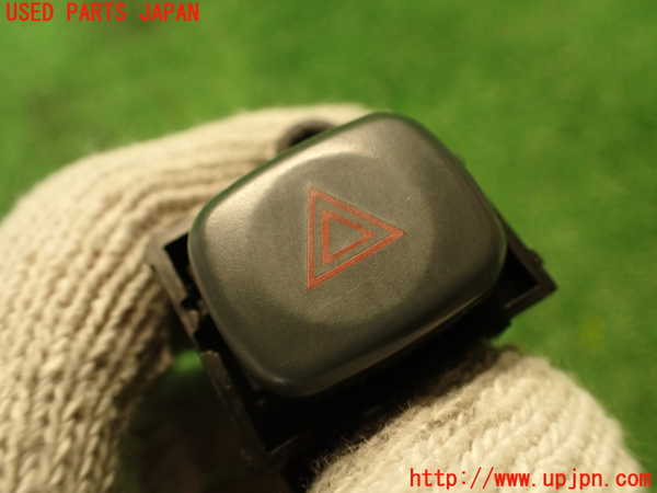 2UPJ-9237246290]ソアラ(JZZ31)ハザードスイッチ 中古_2