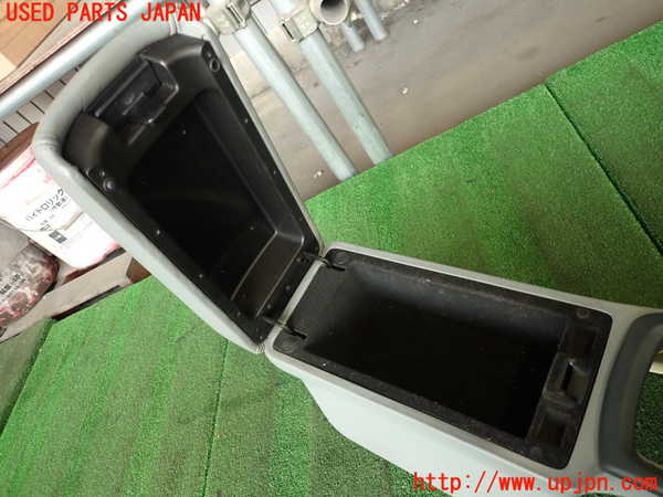 2UPJ-9237247540]ソアラ(JZZ31)センターコンソール 中古_3