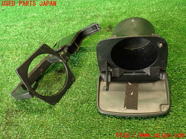 2UPJ-9237247810]ソアラ(JZZ31)ドリンクホルダー 中古_3