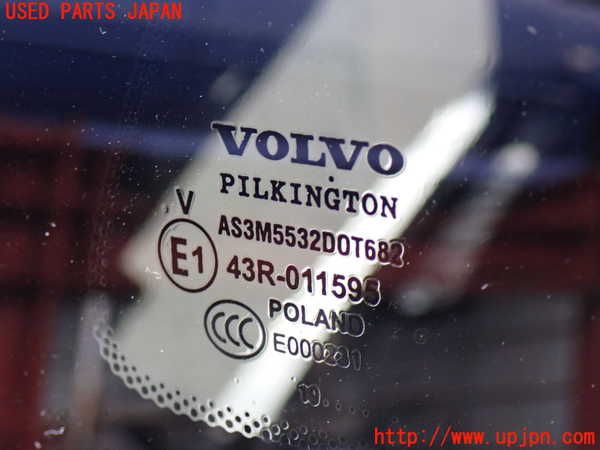 2UPJ-9237251380]ボルボ・XC60(UD4204TXC)右クォーターガラス 中古 PILKINGTON M5532 43R-011595_3