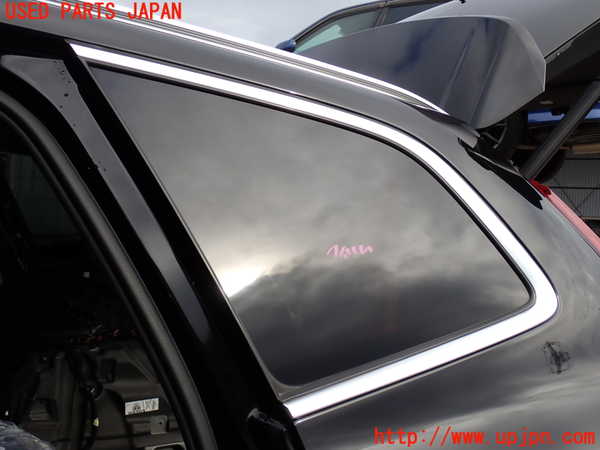 2UPJ-9237251382]ボルボ・XC60(UD4204TXC)左クォーターガラス 中古 PILKINGTON M5532 43R-011595_2