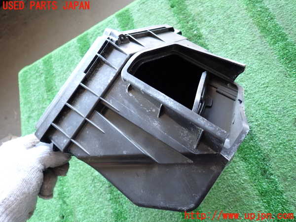 2UPJ-9237252560]ボルボ・XC60(UD4204TXC)エアクリーナーボックス 中古_2