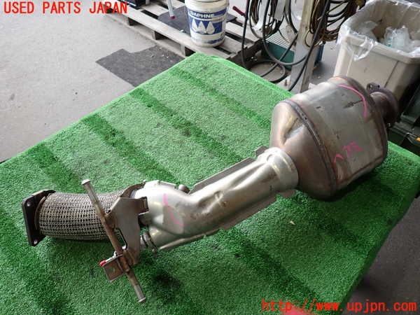 2UPJ-9237252662]ボルボ・XC60(UD4204TXC)触媒2 ジャンク_5