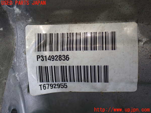 2UPJ-9237253300]ボルボ・XC60(UD4204TXC)トランスファー 中古_4