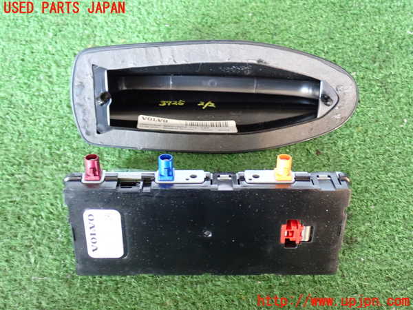 2UPJ-9237256550]ボルボ・XC60(UD4204TXC)アンテナ 中古_3