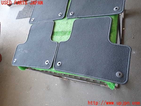 2UPJ-9237257800]ボルボ・XC60(UD4204TXC)フロアマット 中古_3