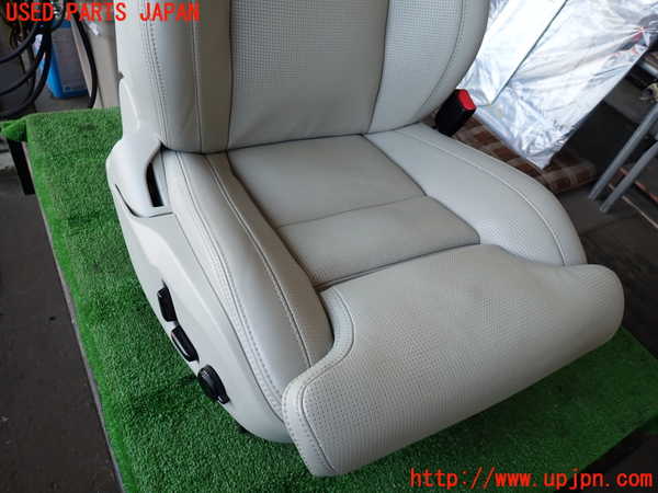 2UPJ-9237257035]ボルボ・XC60(UD4204TXC)運転席シート 中古_2