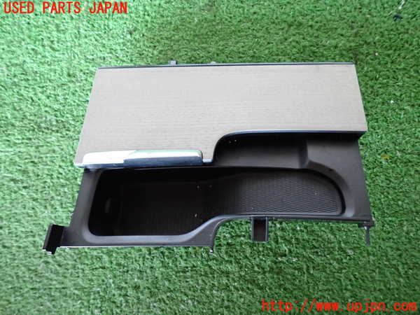 2UPJ-9237257841]ボルボ・XC60(UD4204TXC)小物入れ1 中古_2