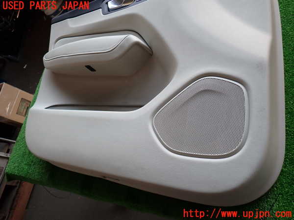 2UPJ-9237251264]ボルボ・XC60(UD4204TXC)左前ドア内張り 中古_2