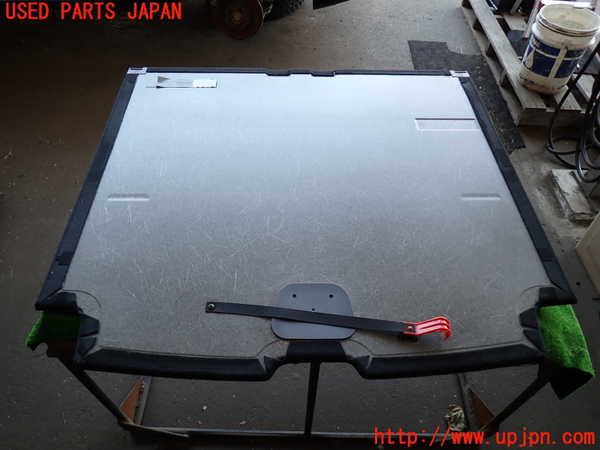 2UPJ-9237257771]ボルボ・XC60(UD4204TXC)ラゲッジトレイ1 中古_2